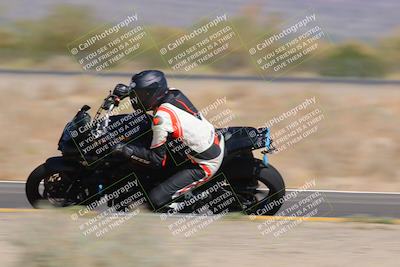 media/Oct-09-2022-SoCal Trackdays (Sun) [[95640aeeb6]]/Turn 15 Inside Distant Pans (1145am)/